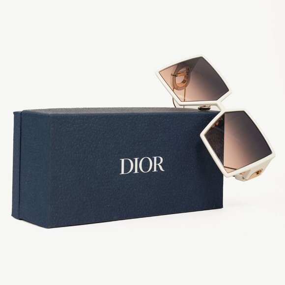 Dior 30Montaigne SU 95B2 White CD Geometric-Square Sunglasses - Picture 12 of 12